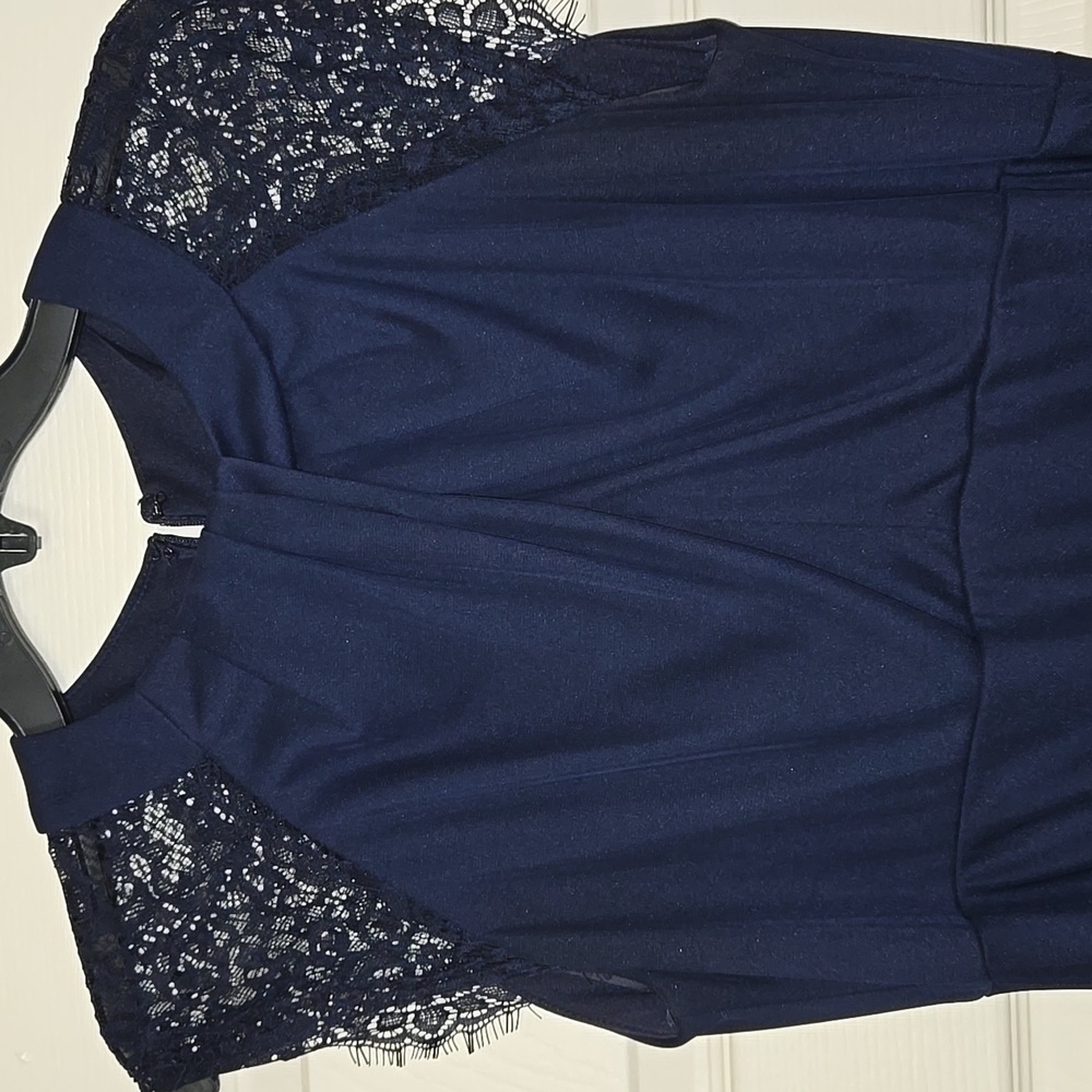 Formal Dress - Picture 3 of 6